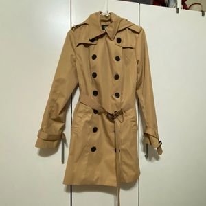 Lightweight Trench Coat Tan